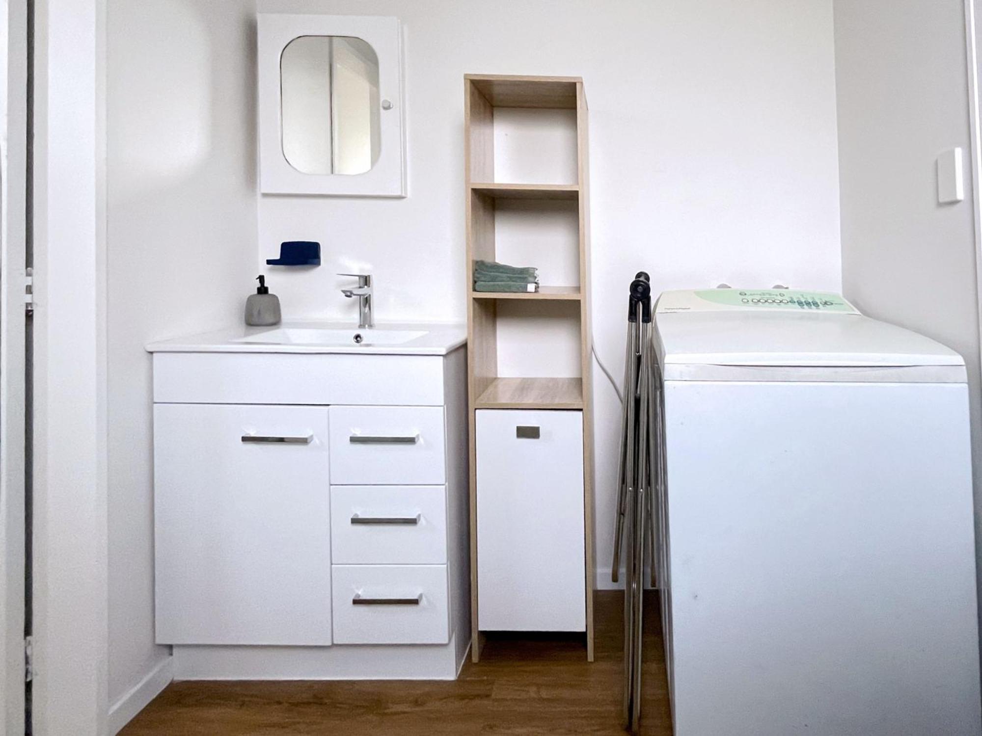 Cozy N Comfortable,5 Mins To Airport Villa Wellington Exterior photo
