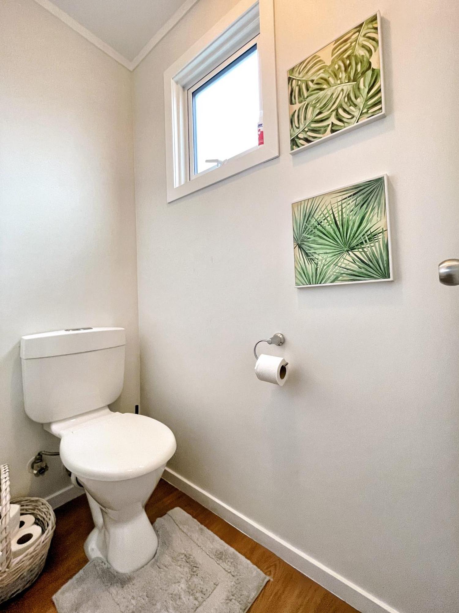 Cozy N Comfortable,5 Mins To Airport Villa Wellington Exterior photo